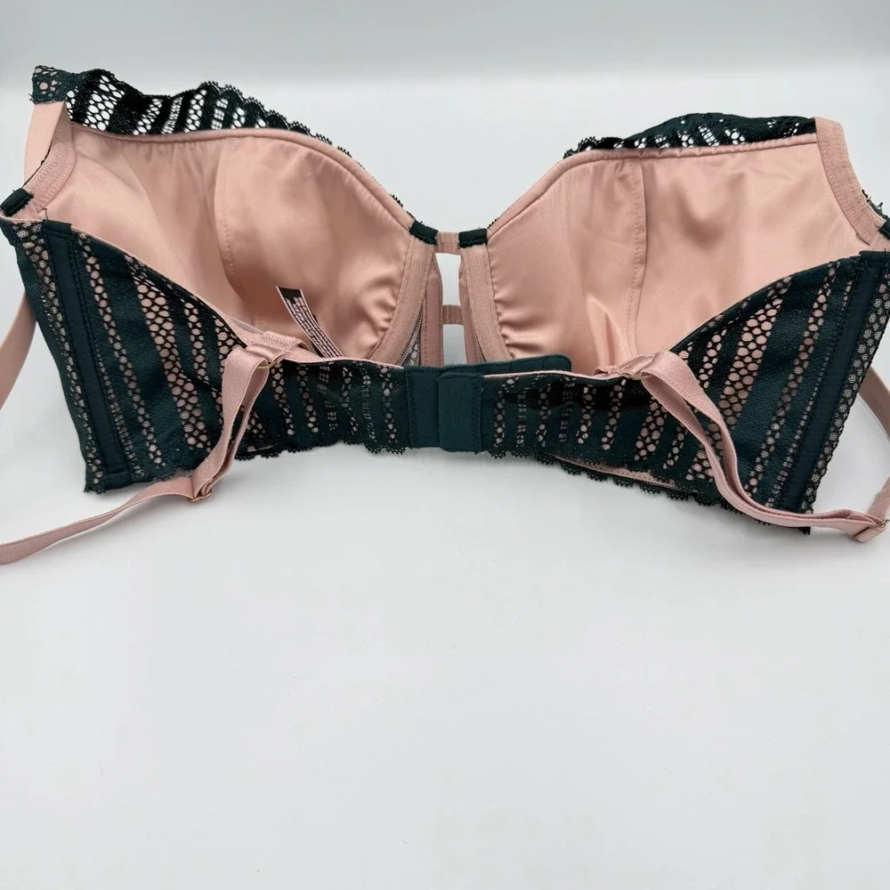 Victoria's Secret 34DD Lined Plunge Lace Bra Green Pink Cutout‎